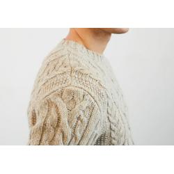 Pull mouliné en maille torsadée  